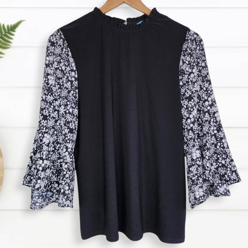 CeCe | Trumpet Sleeve High Neck Knit Top Black Floral Womens Large L
